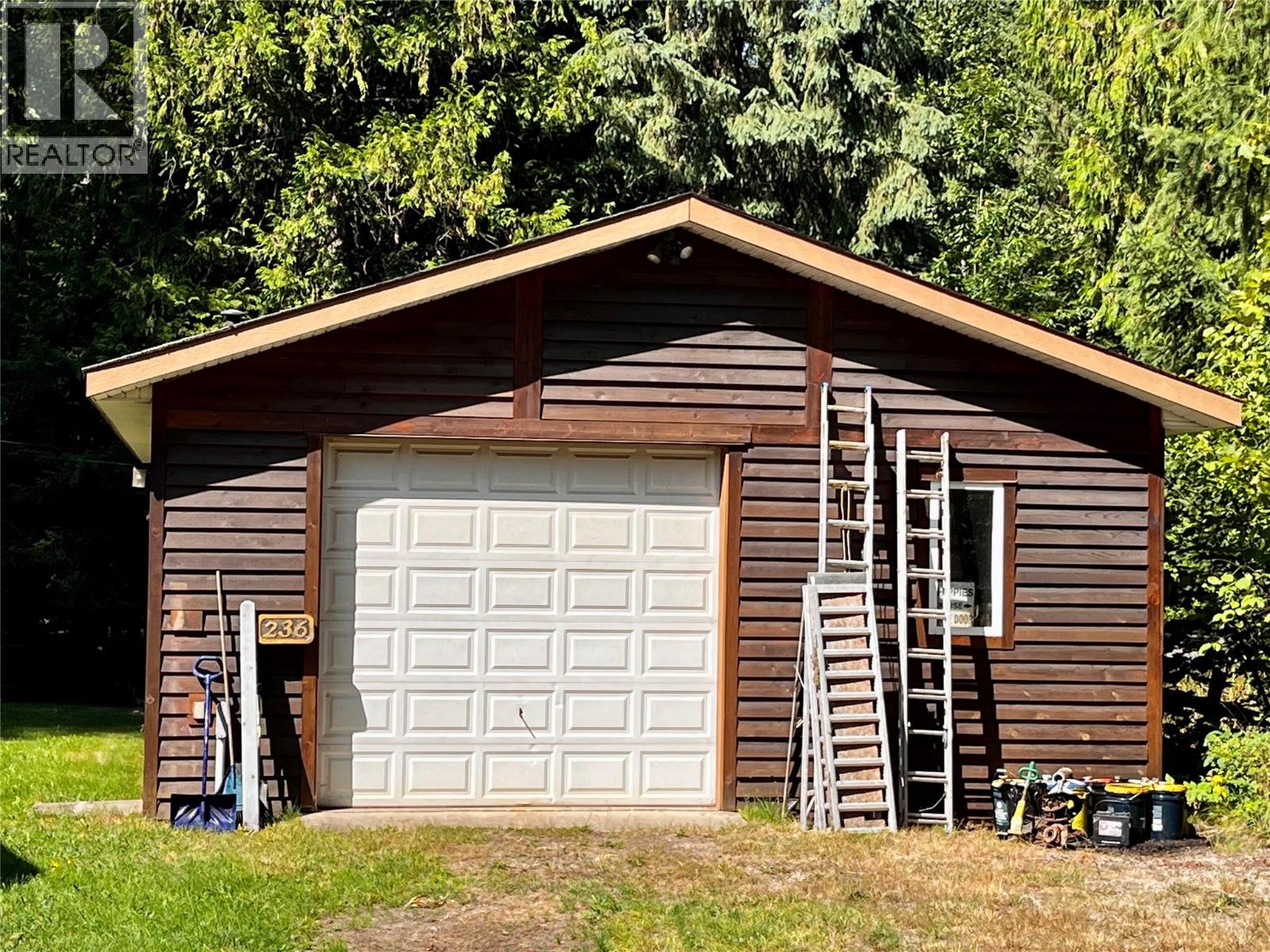 236 Clark Road, Burton, British Columbia  V0G 1R0 - Photo 7 - 10356670