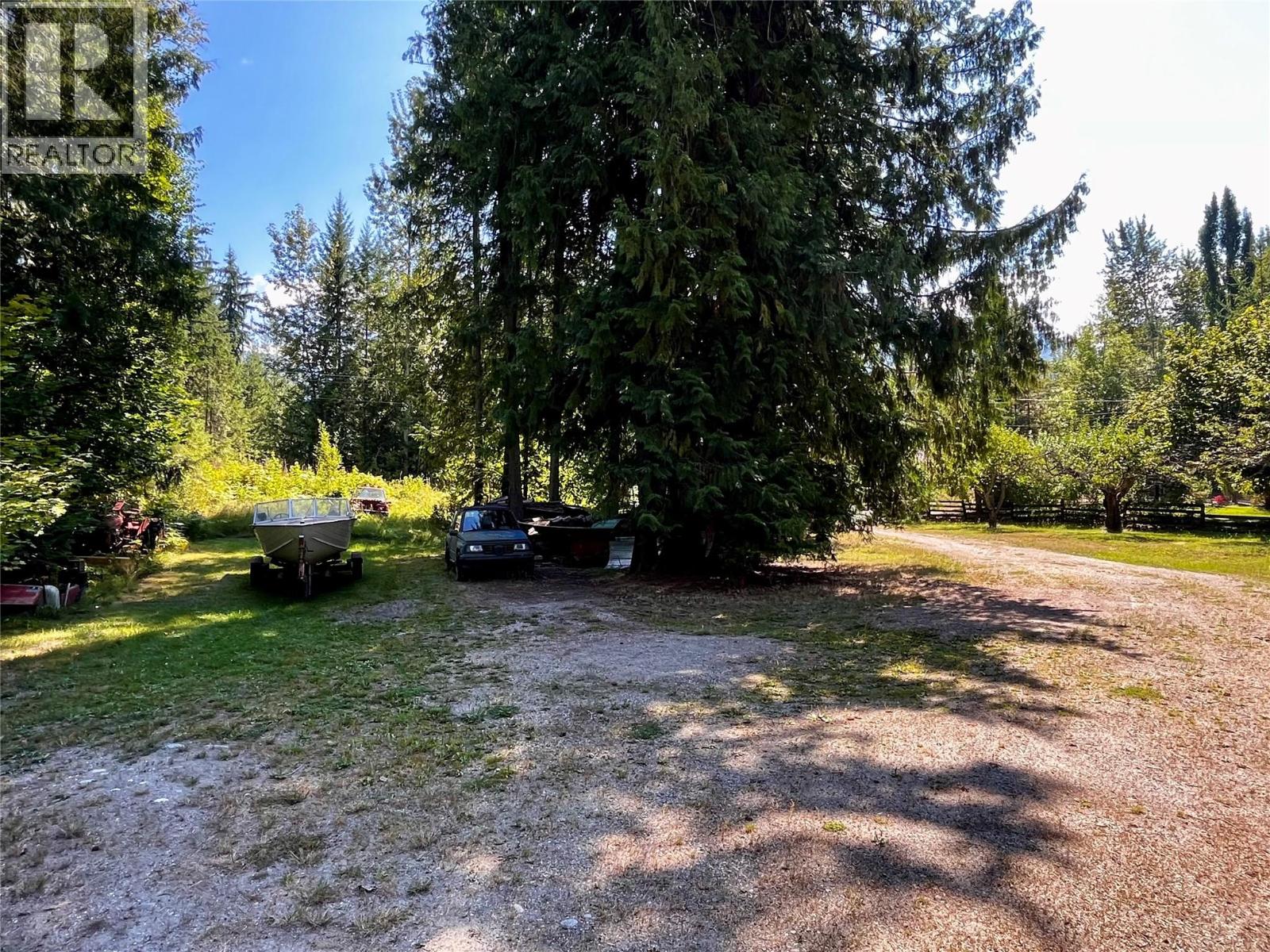 236 Clark Road, Burton, British Columbia  V0G 1R0 - Photo 9 - 10356670