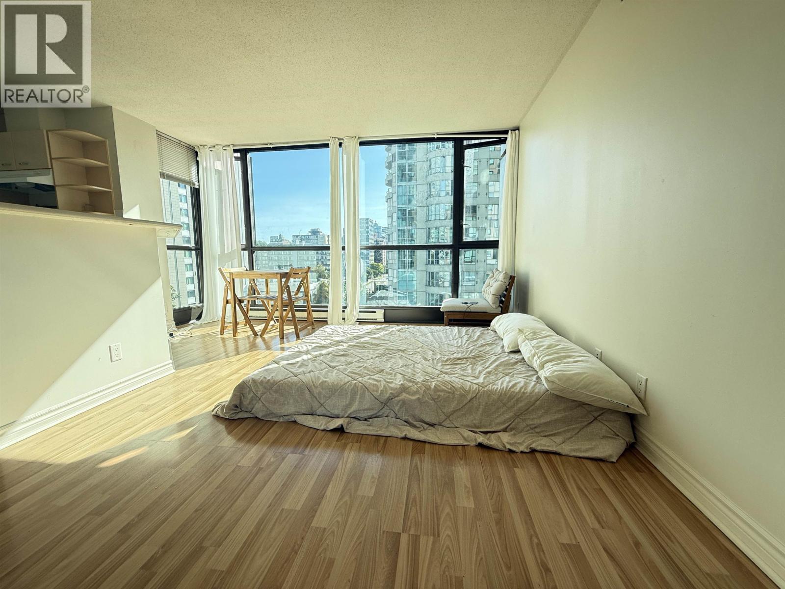 Listing Picture 12 of 19 : 1010 1331 ALBERNI STREET, Vancouver / 溫哥華 - 魯藝地產 Yvonne Lu Group - MLS Medallion Club Member