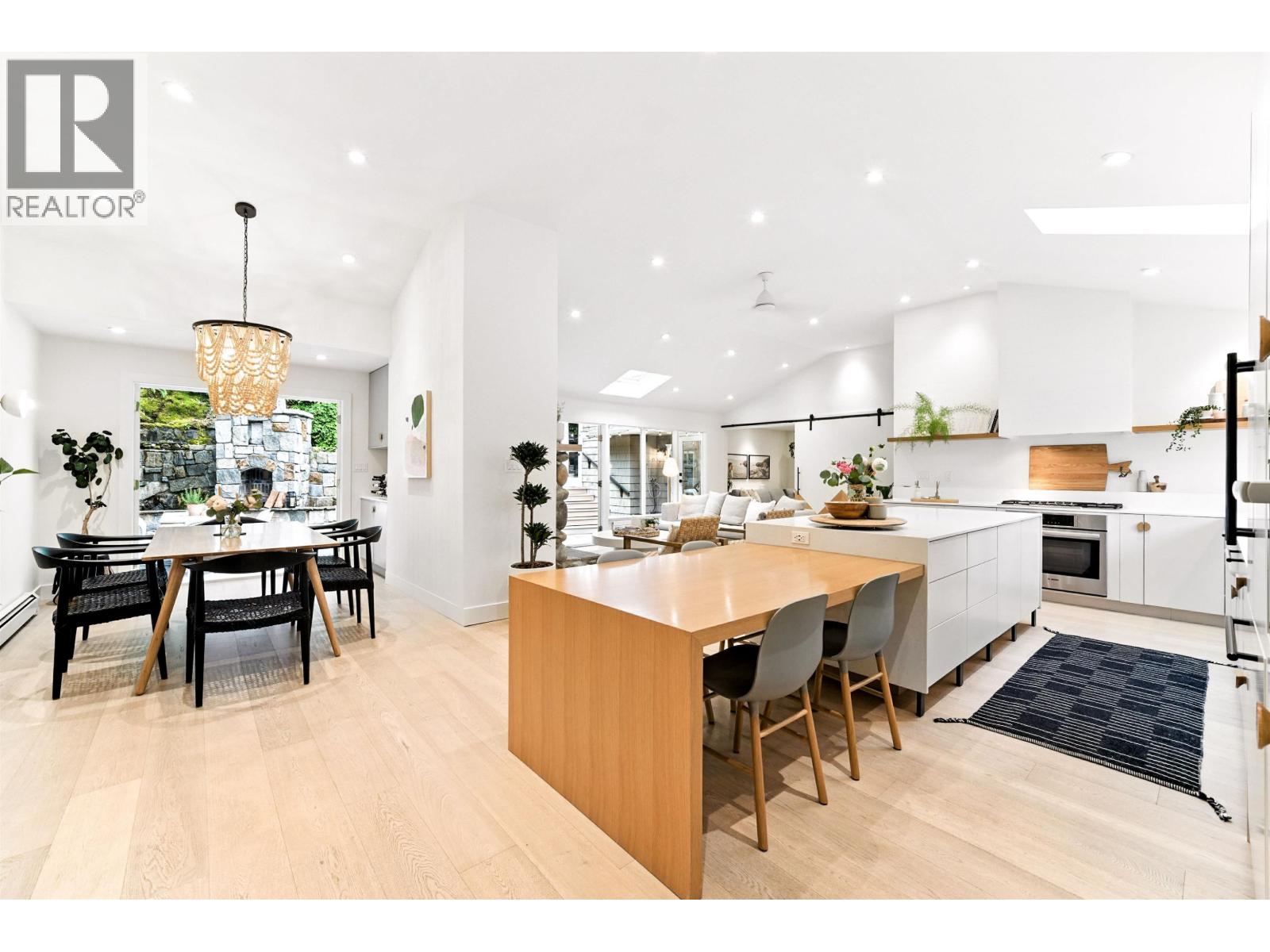 Property at 5621 EAGLE HARBOUR ROAD image 5