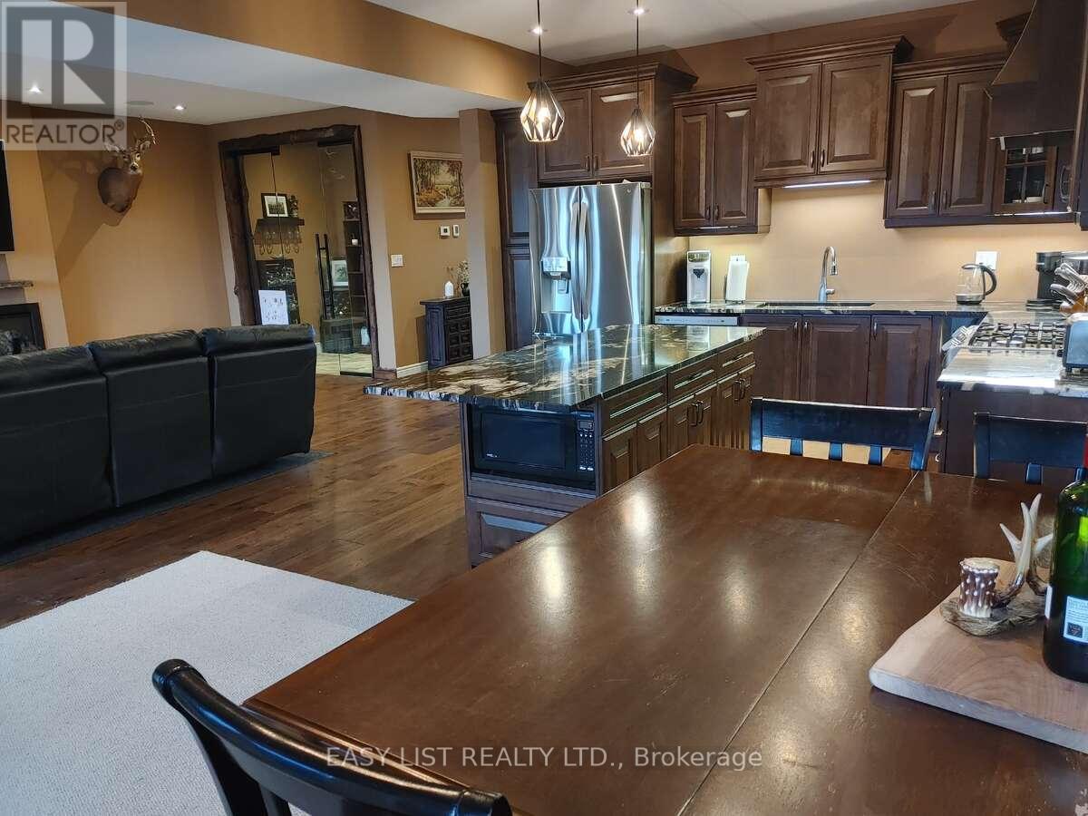 83 Homestead Way, Thorold, Ontario  L2V 0J8 - Photo 13 - X12336092