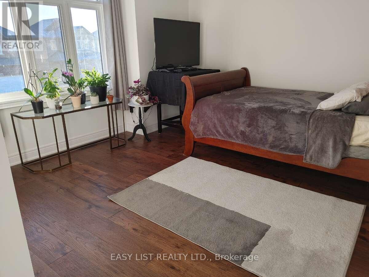 83 Homestead Way, Thorold, Ontario  L2V 0J8 - Photo 16 - X12336092