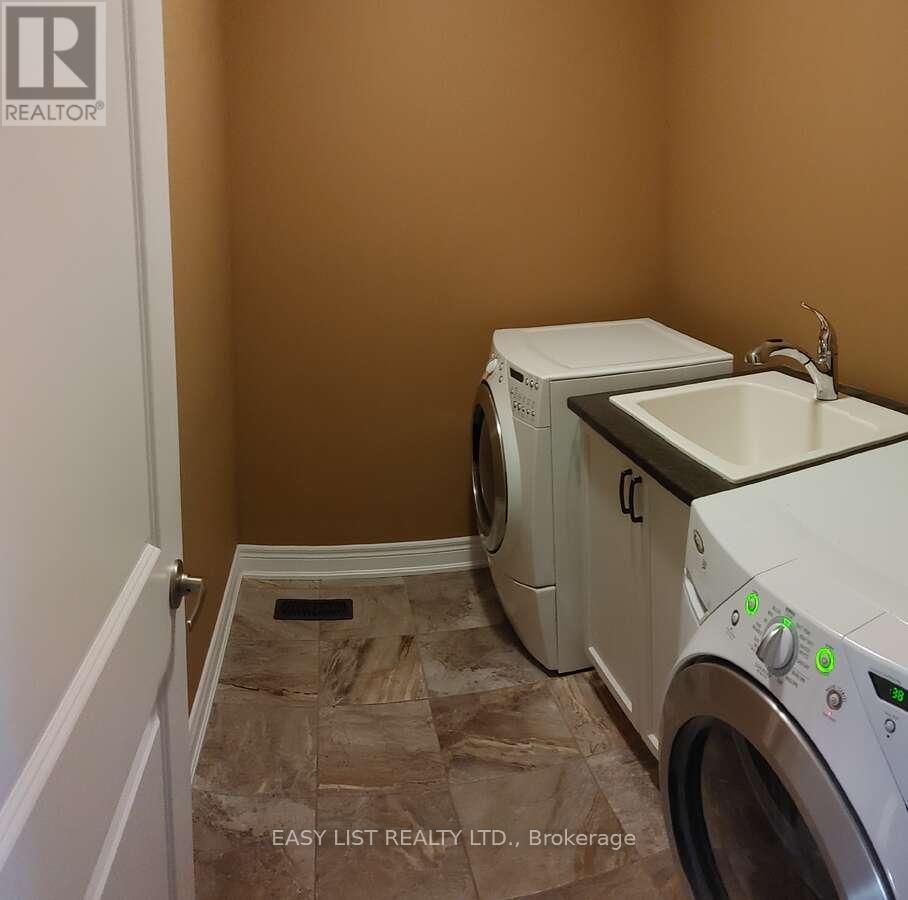 83 Homestead Way, Thorold, Ontario  L2V 0J8 - Photo 22 - X12336092