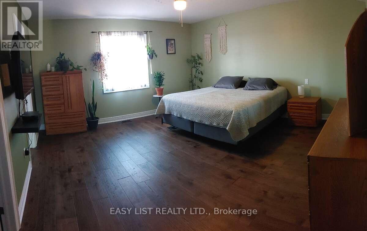 83 Homestead Way, Thorold, Ontario  L2V 0J8 - Photo 24 - X12336092