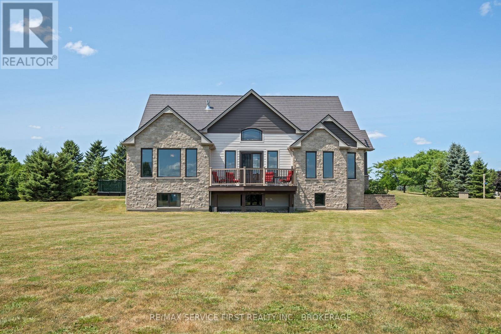 103 Binnacle View Drive, Front Of Leeds & Seeleys Bay, Ontario  K7G 2V5 - Photo 3 - X12327895