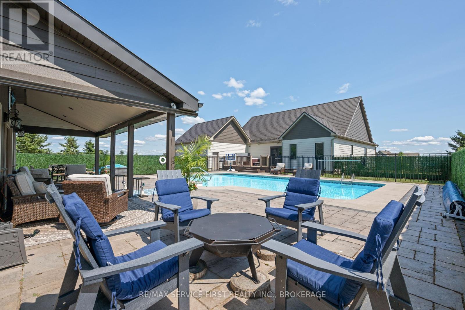 103 Binnacle View Drive, Front Of Leeds & Seeleys Bay, Ontario  K7G 2V5 - Photo 44 - X12327895