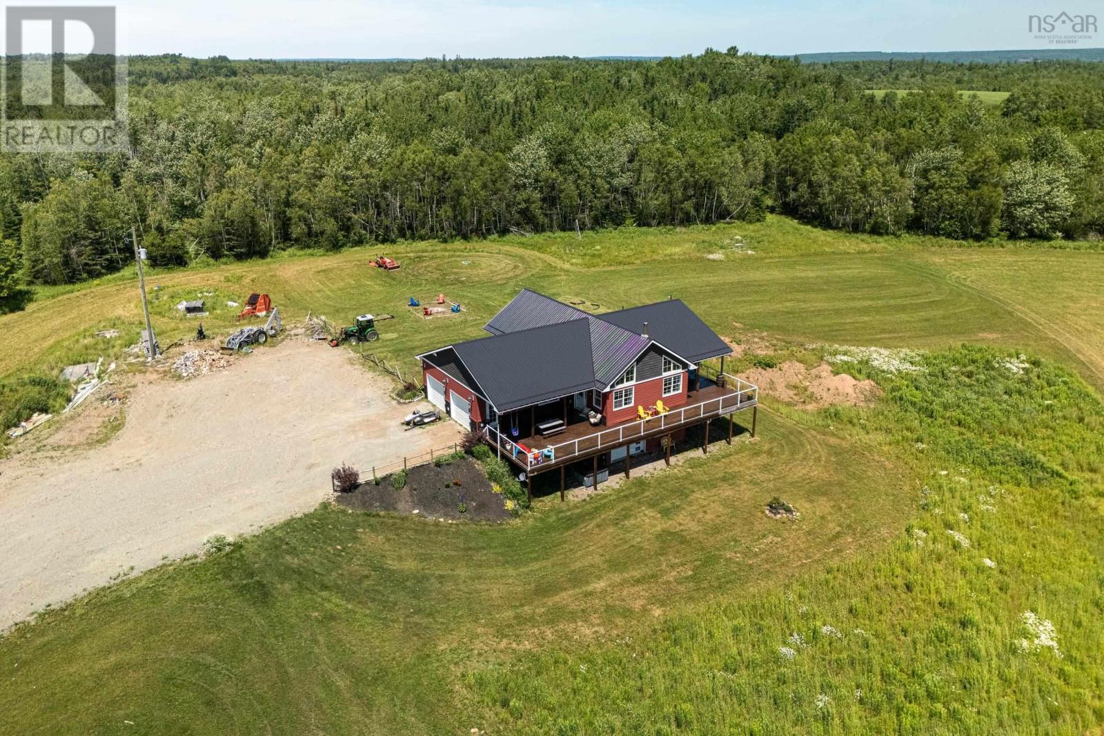 249 Ridge Road, South Branch, Nova Scotia  B0N 2P0 - Photo 5 - 202516560