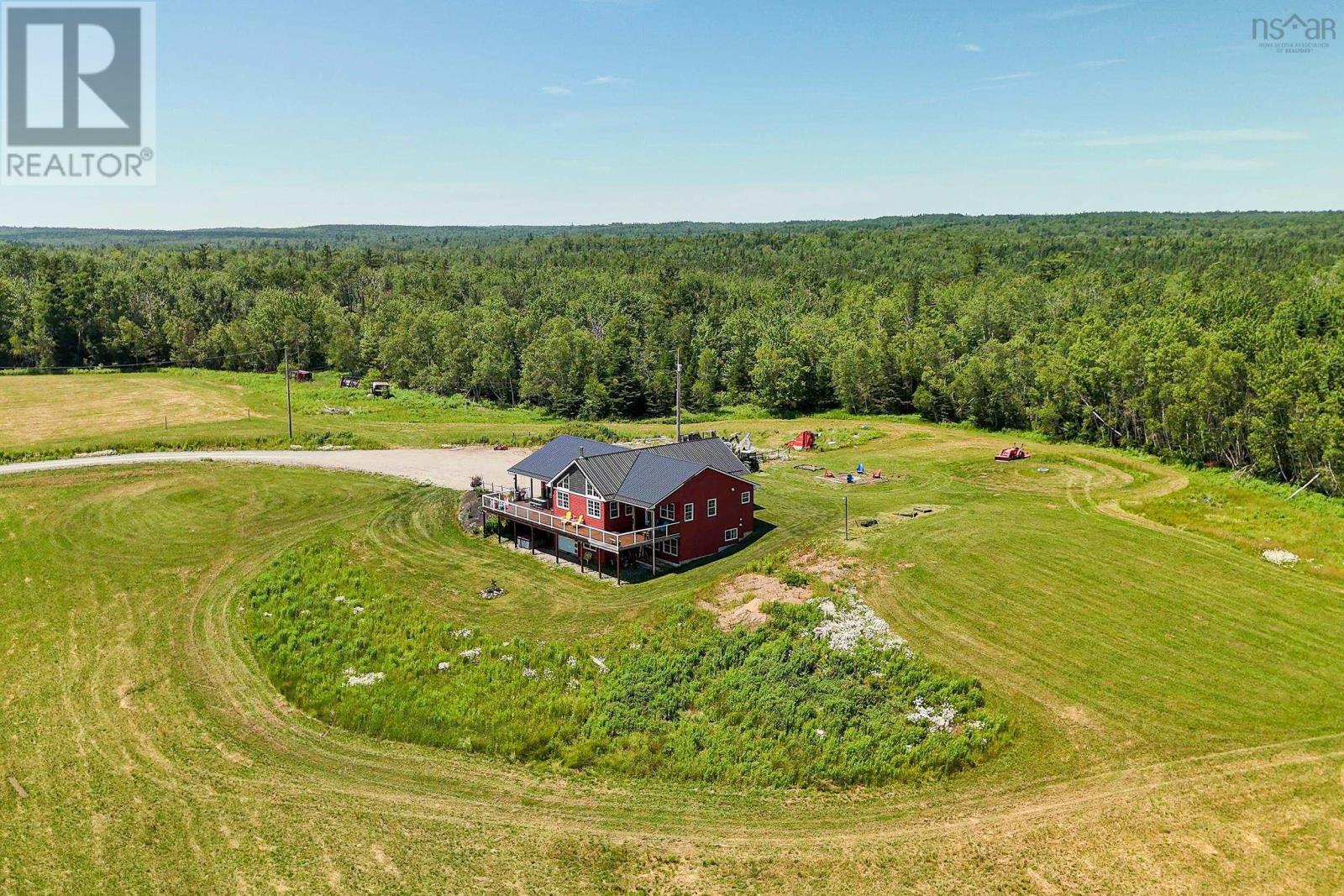 249 Ridge Road, South Branch, Nova Scotia  B0N 2P0 - Photo 4 - 202516560