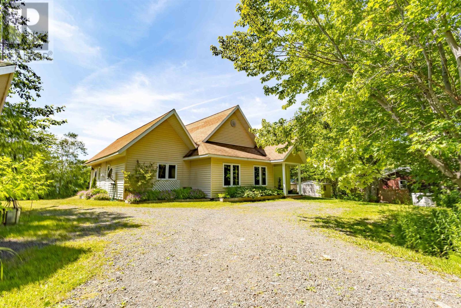 54 Beverlys Hill Road, Baddeck Inlet, Nova Scotia  B0E 1B0 - Photo 13 - 202516403