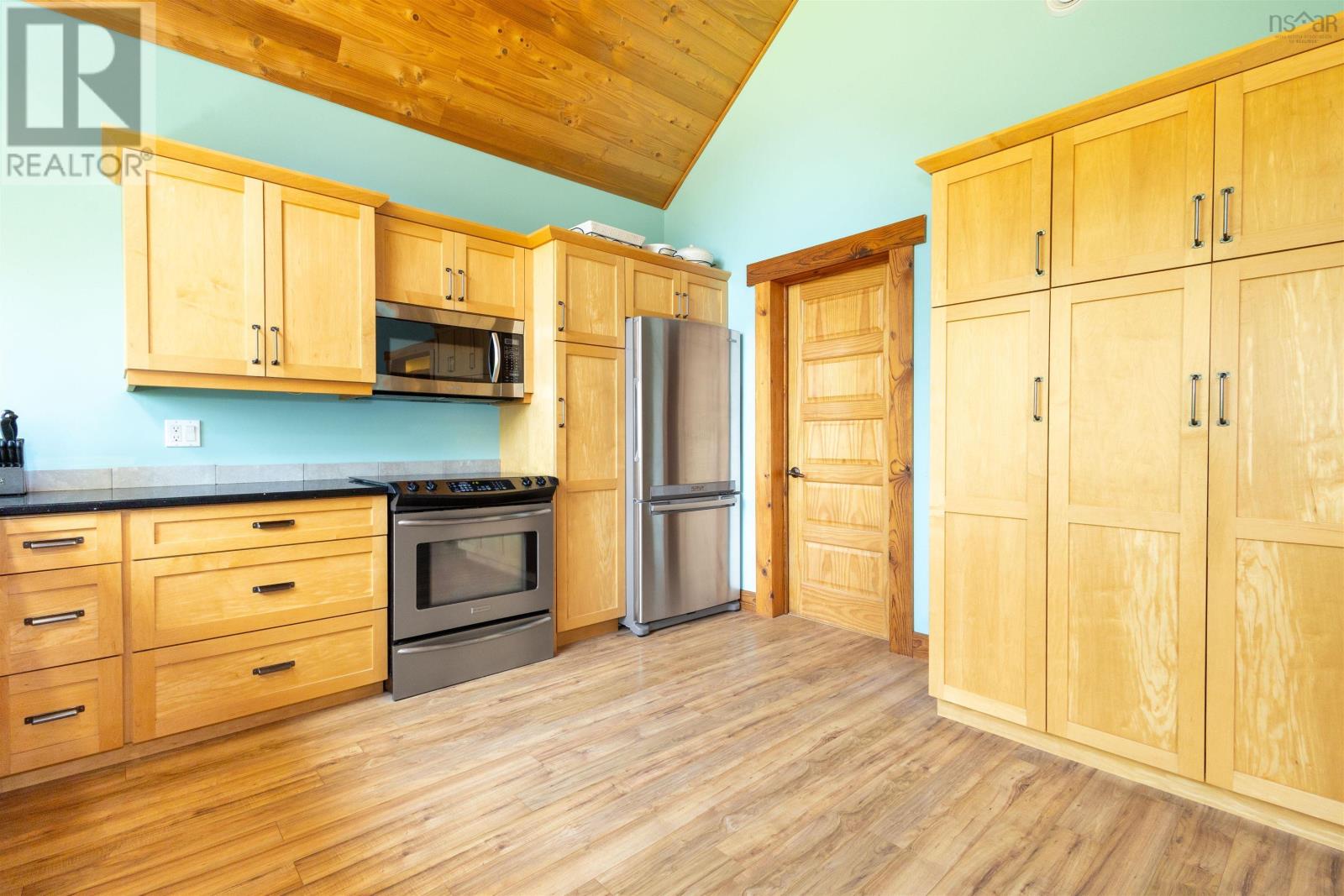 54 Beverlys Hill Road, Baddeck Inlet, Nova Scotia  B0E 1B0 - Photo 21 - 202516403
