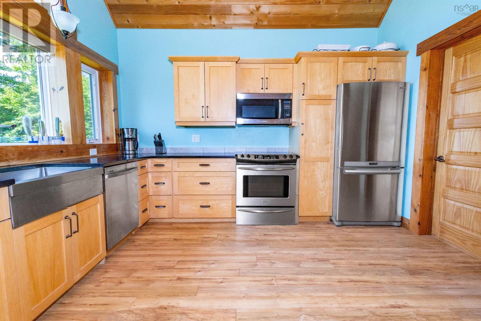 54 Beverlys Hill Road, Baddeck Inlet, Nova Scotia  B0E 1B0 - Photo 16 - 202516403