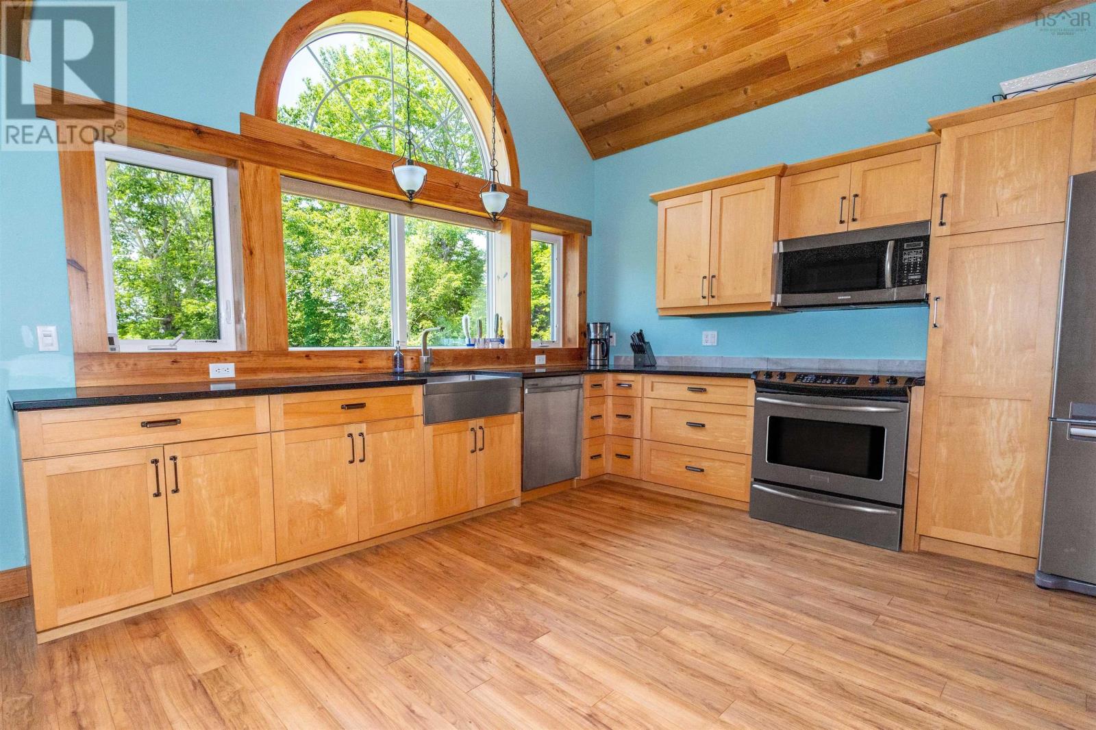 54 Beverlys Hill Road, Baddeck Inlet, Nova Scotia  B0E 1B0 - Photo 15 - 202516403