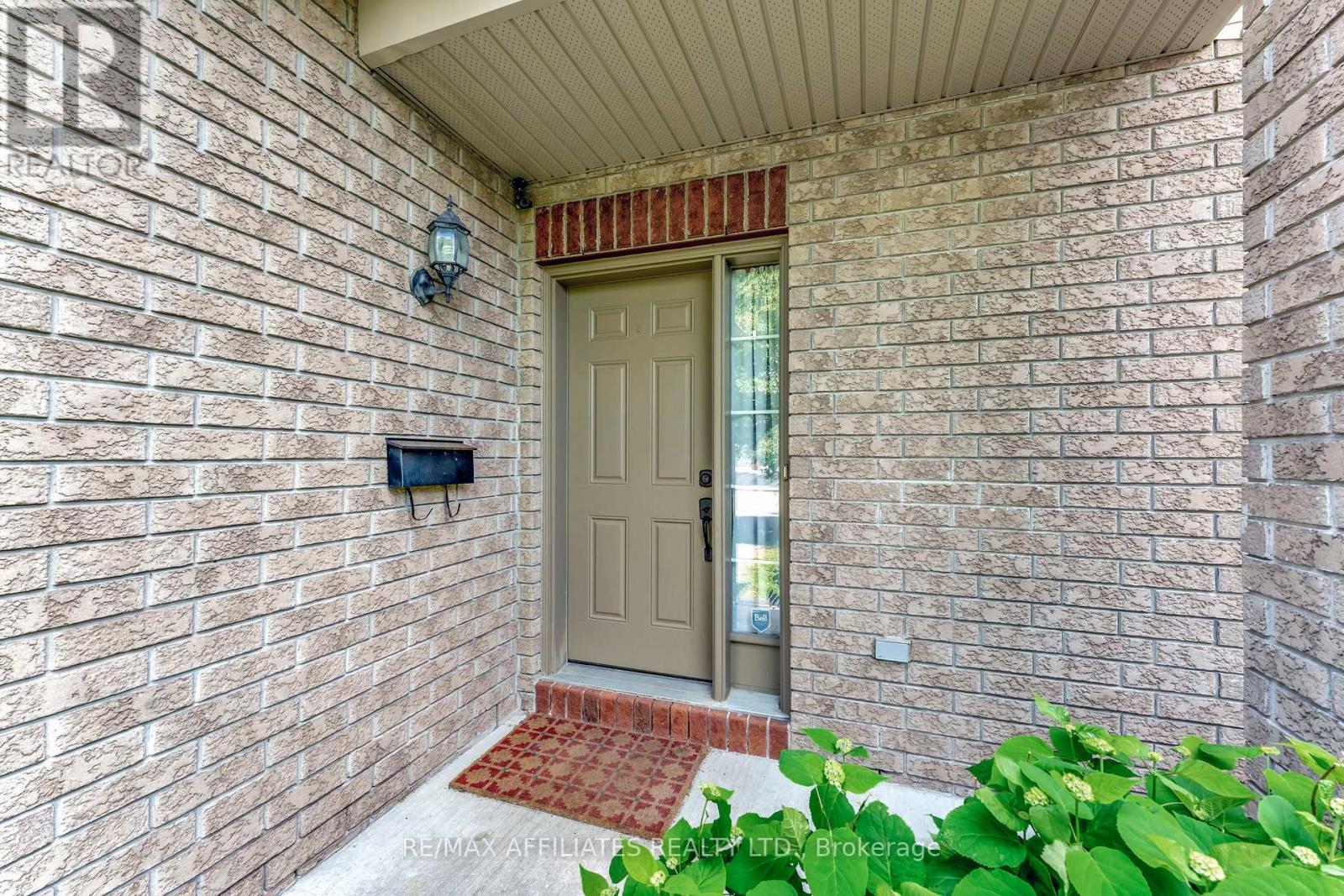 Property at 1008 KLONDIKE ROAD image 2