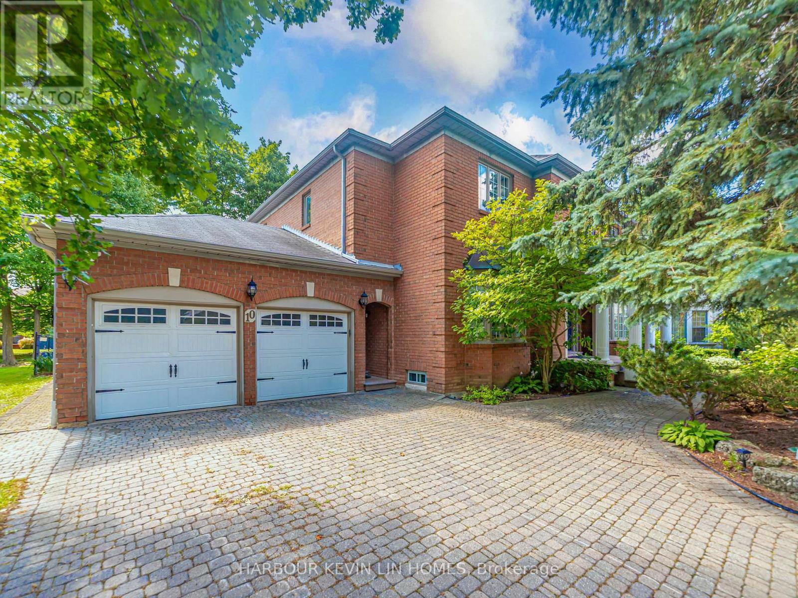 Property at 10 EDMUND CRESCENT image 2