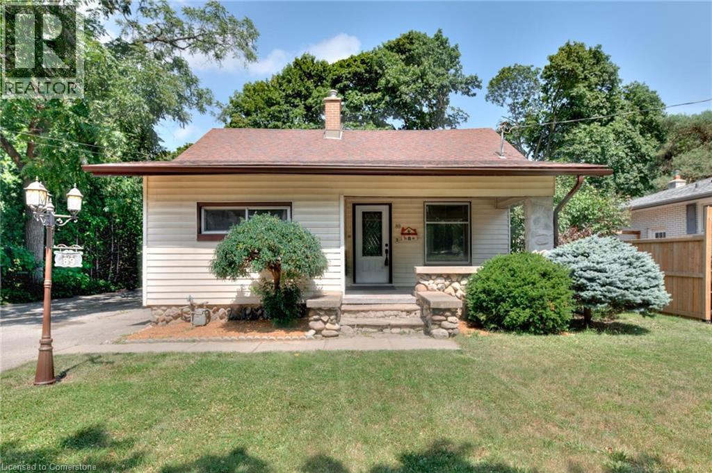 Property at 89 PARK Avenue image 2