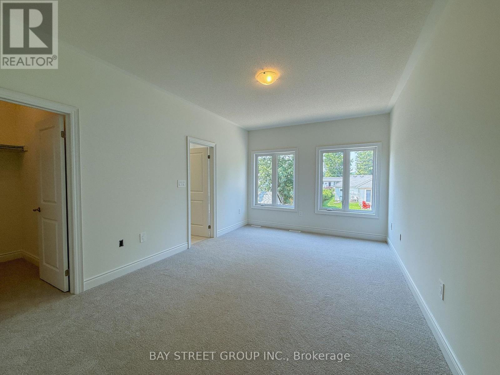 18 Shelson Place, Georgina, Ontario  L0E 1R0 - Photo 13 - N12335696