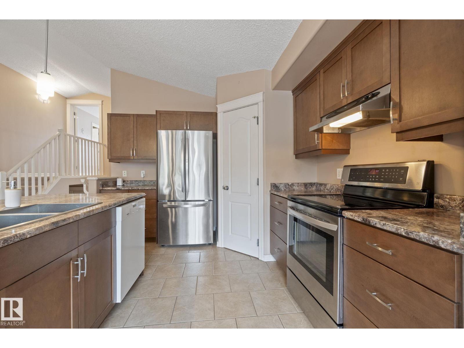 818 Barnes Link Li Sw, Edmonton, Alberta  T6W 1E8 - Photo 9 - E4452331