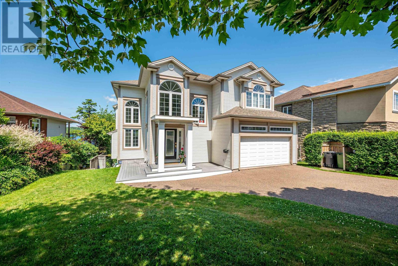 73 Lakeshore Park Terrace, Dartmouth, Nova Scotia