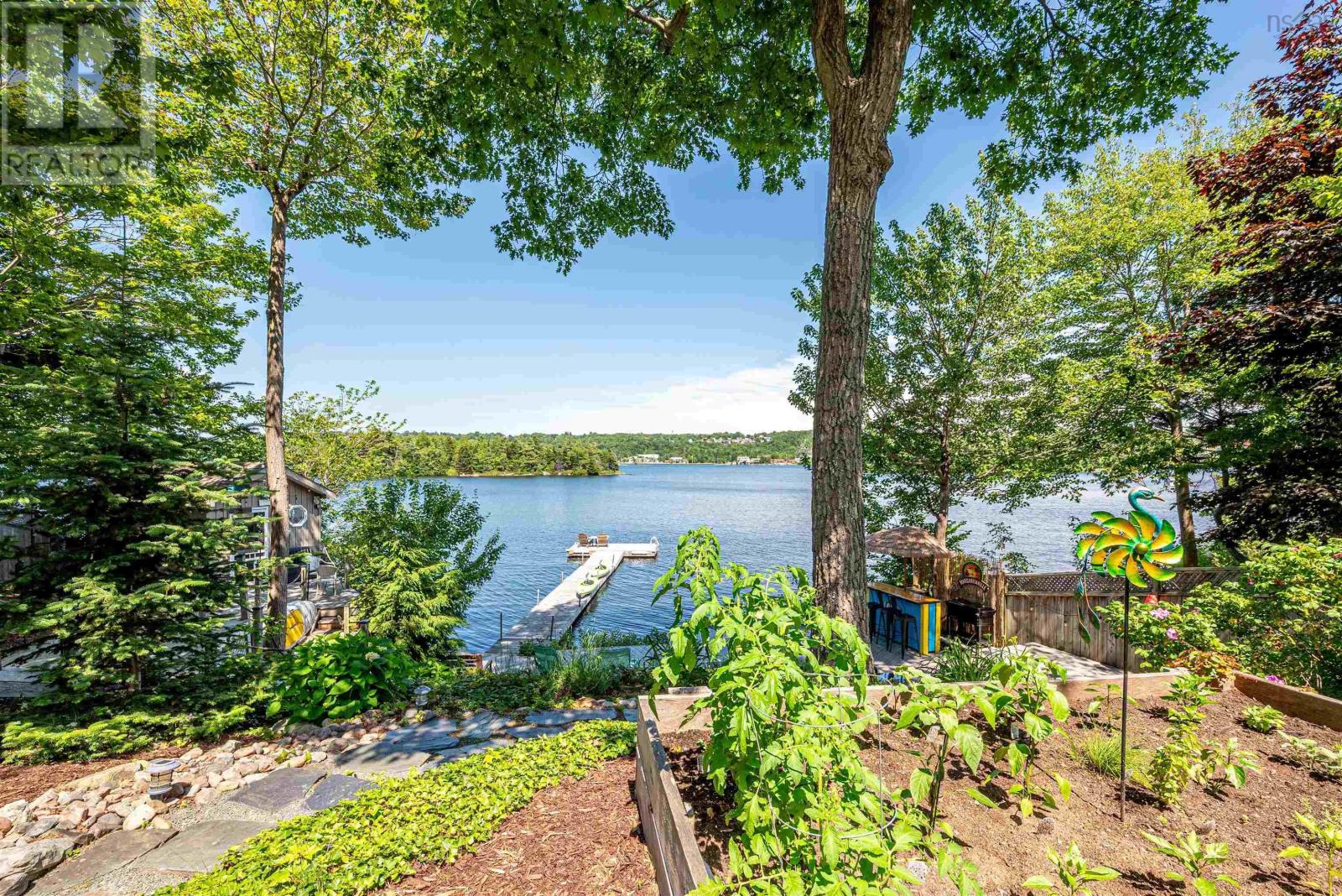 73 Lakeshore Park Terrace, Dartmouth, Nova Scotia  B3A 4Z4 - Photo 3 - 202516882