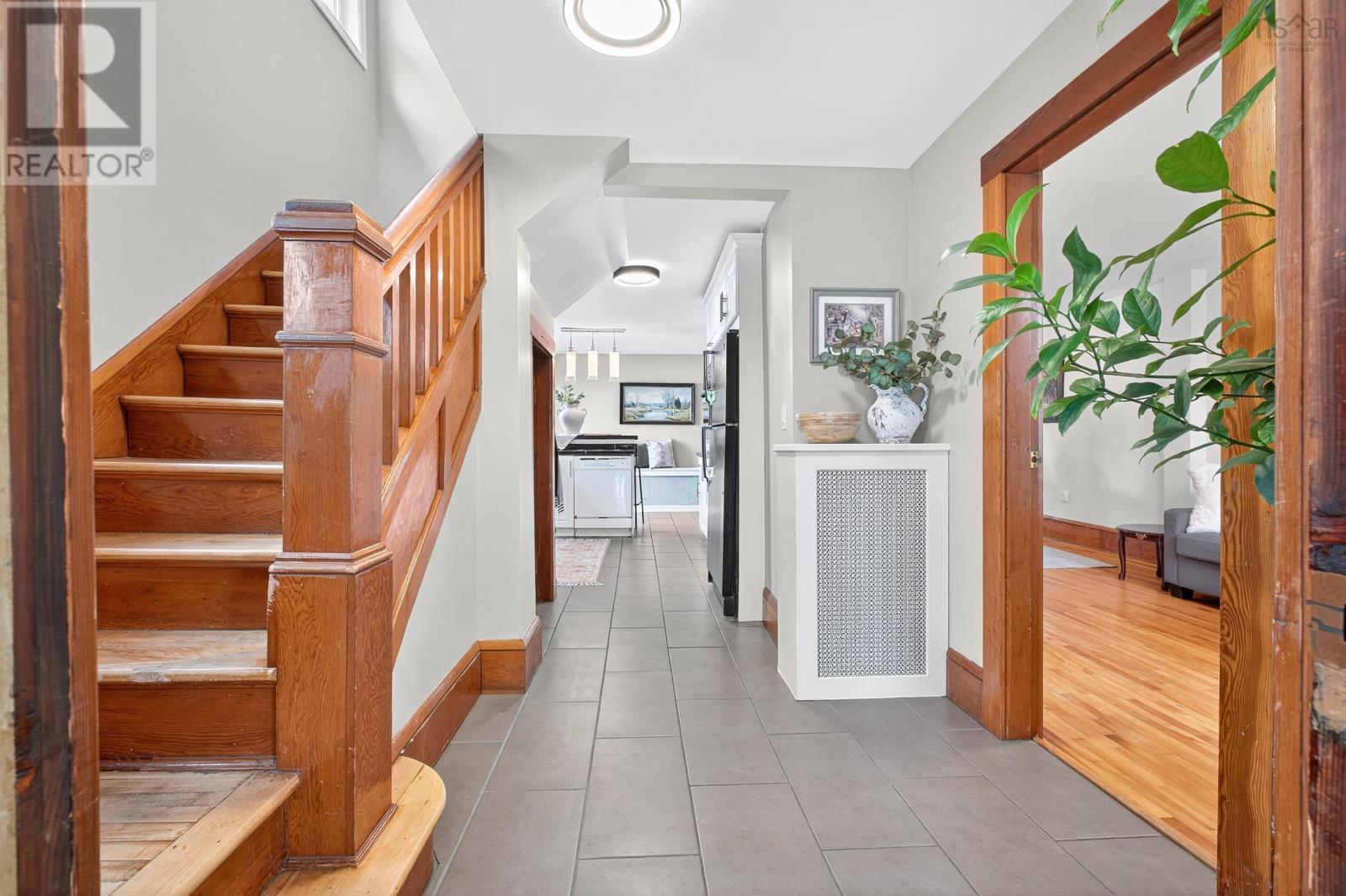 37 Court Street, Sydney, Nova Scotia  B1S 2X4 - Photo 6 - 202519831