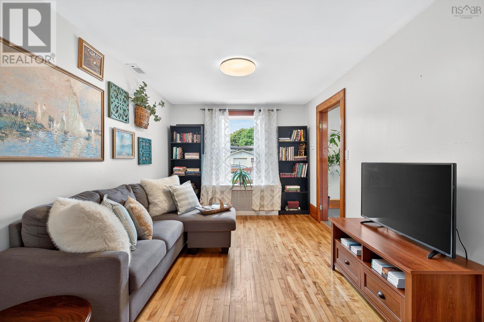 37 Court Street, Sydney, Nova Scotia  B1S 2X4 - Photo 9 - 202519831