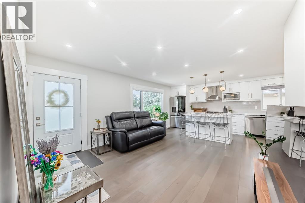 Property at 5039 Waverley Drive SW image 5