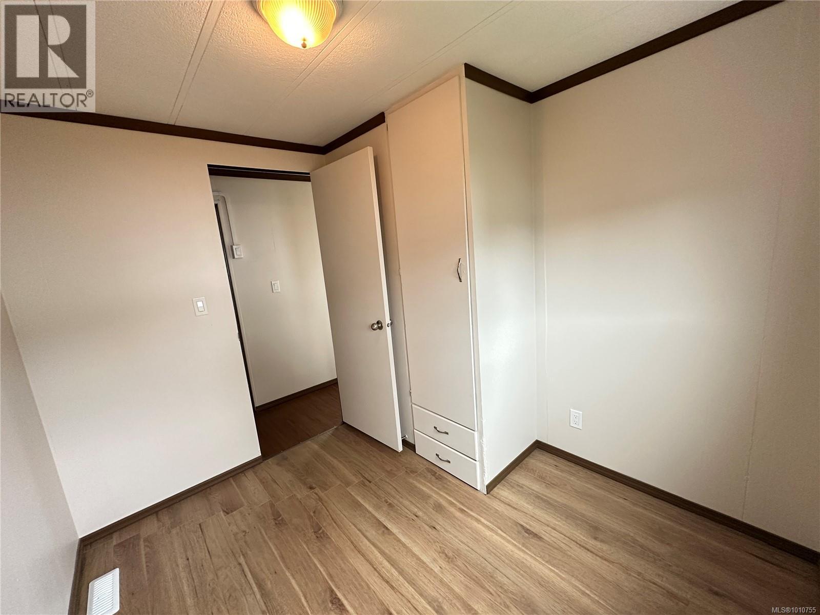 2254 Camosun Cres, Port Mcneill, British Columbia  V0N 2R0 - Photo 12 - 1010755