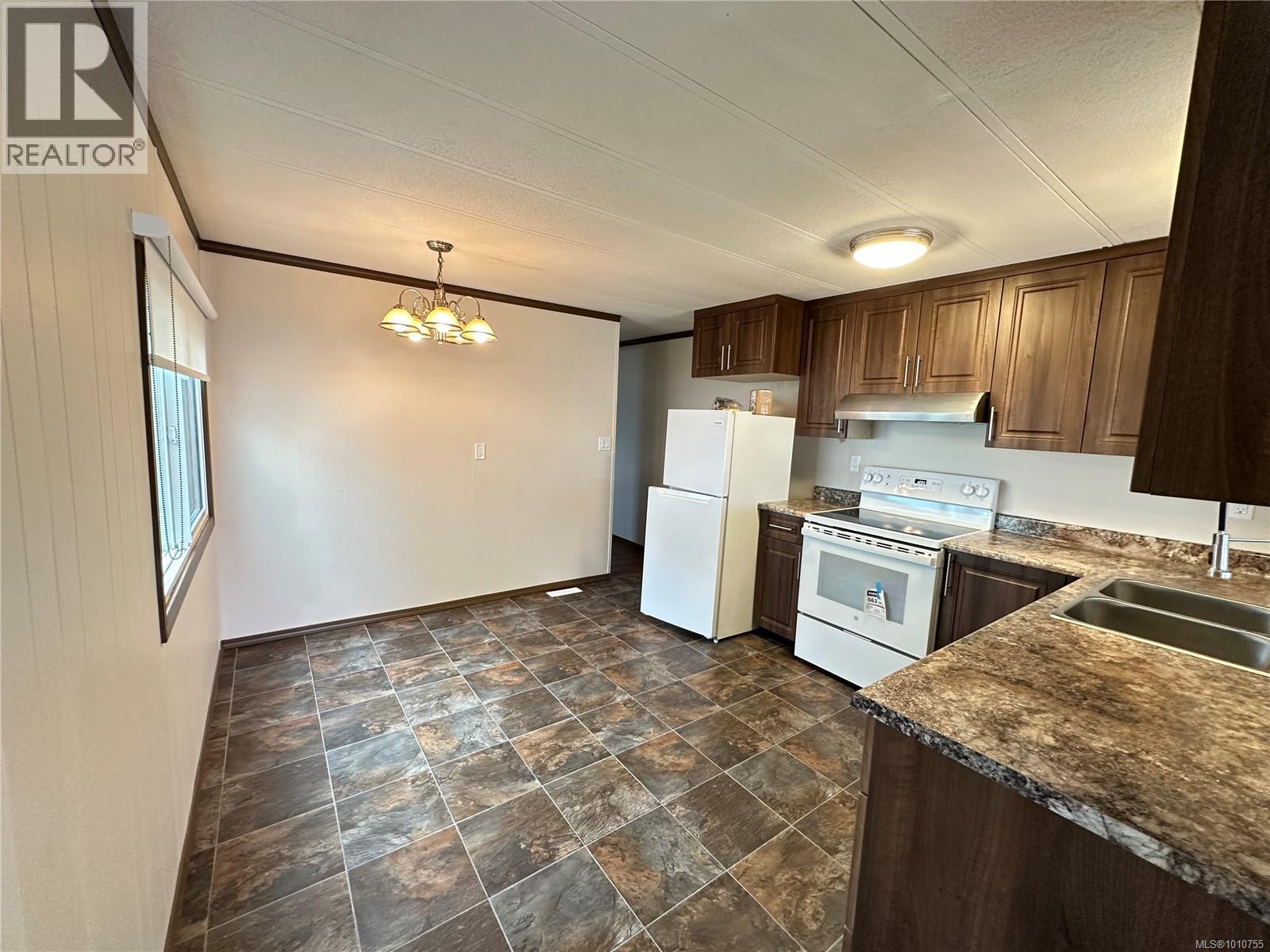 2254 Camosun Cres, Port Mcneill, British Columbia  V0N 2R0 - Photo 6 - 1010755