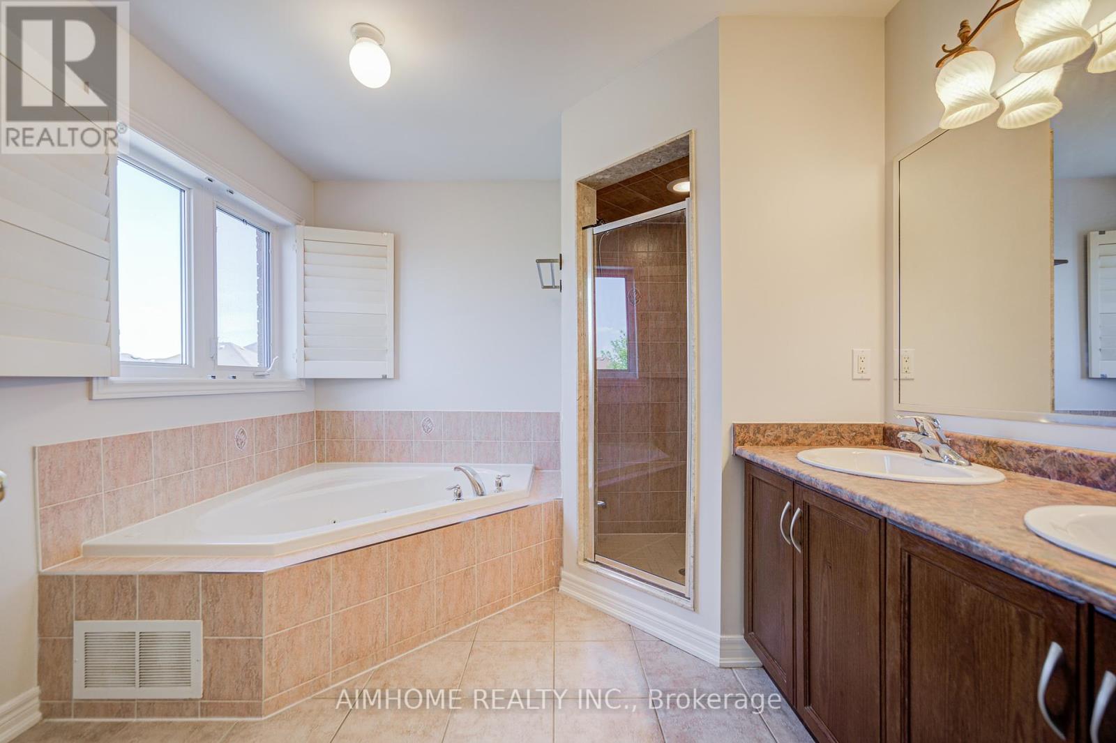 415 Peter Rupert Avenue, Vaughan, Ontario  L6A 0N8 - Photo 21 - N12335905