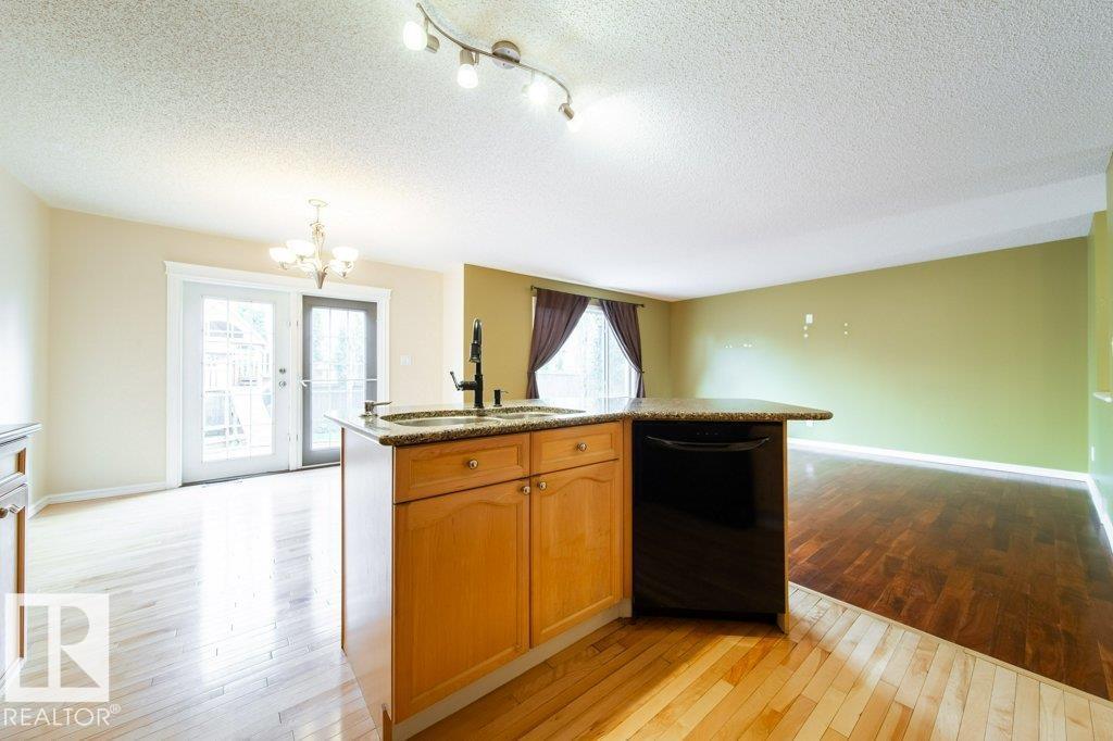 16117 49 St Nw, Edmonton, Alberta  T5Y 3H5 - Photo 9 - E4452343
