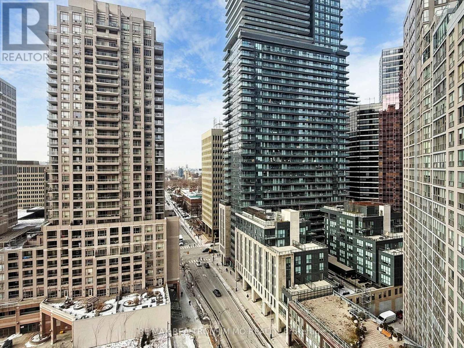 1208 - 11 Wellesley Street W, Toronto, Ontario  M4Y 0G4 - Photo 33 - C12336227