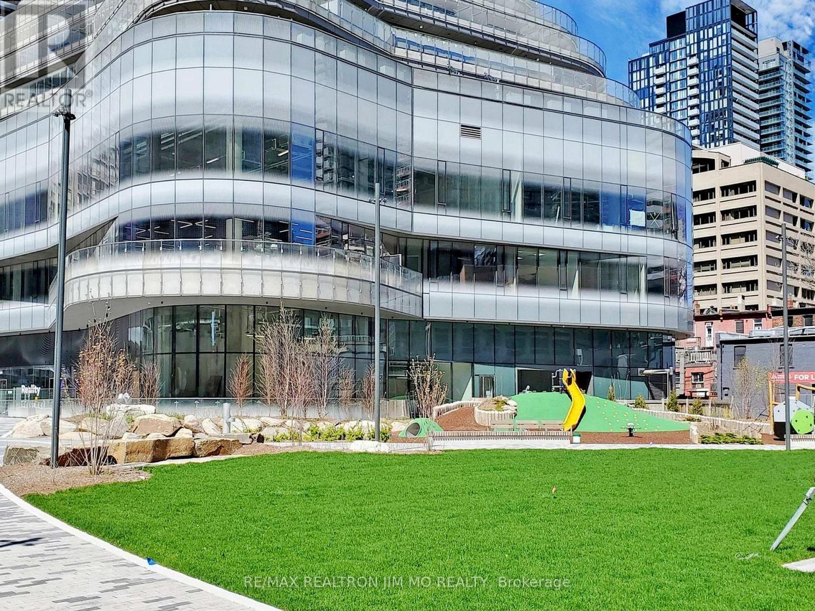 1208 - 11 Wellesley Street W, Toronto, Ontario  M4Y 0G4 - Photo 47 - C12336227