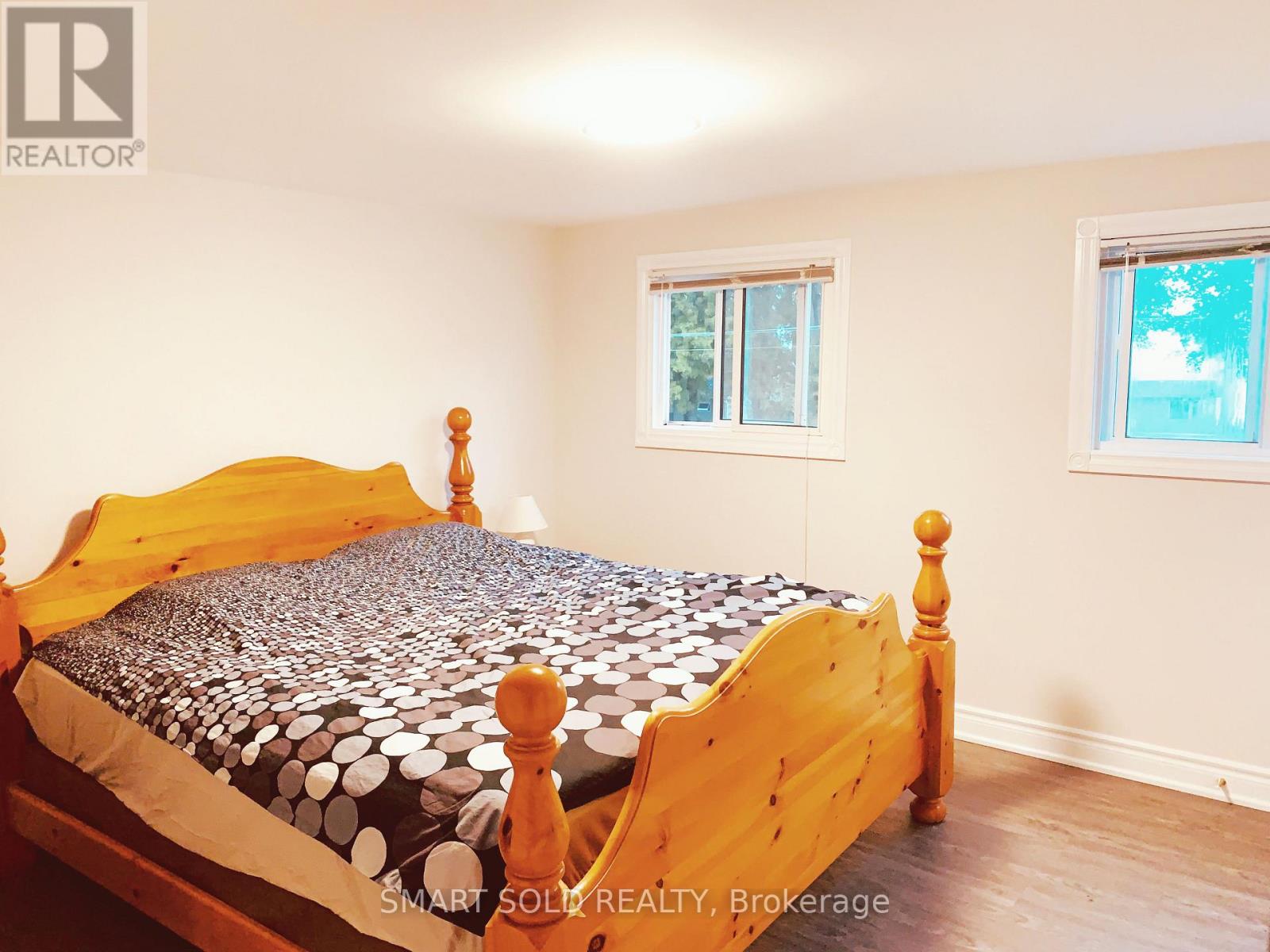 75 Lake Avenue, Ramara, Ontario  L0K 1B0 - Photo 9 - S12336223