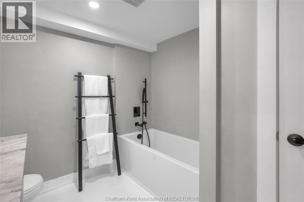 7677 Riverview Line, Chatham, Ontario  N7M 5J5 - Photo 31 - 25018457
