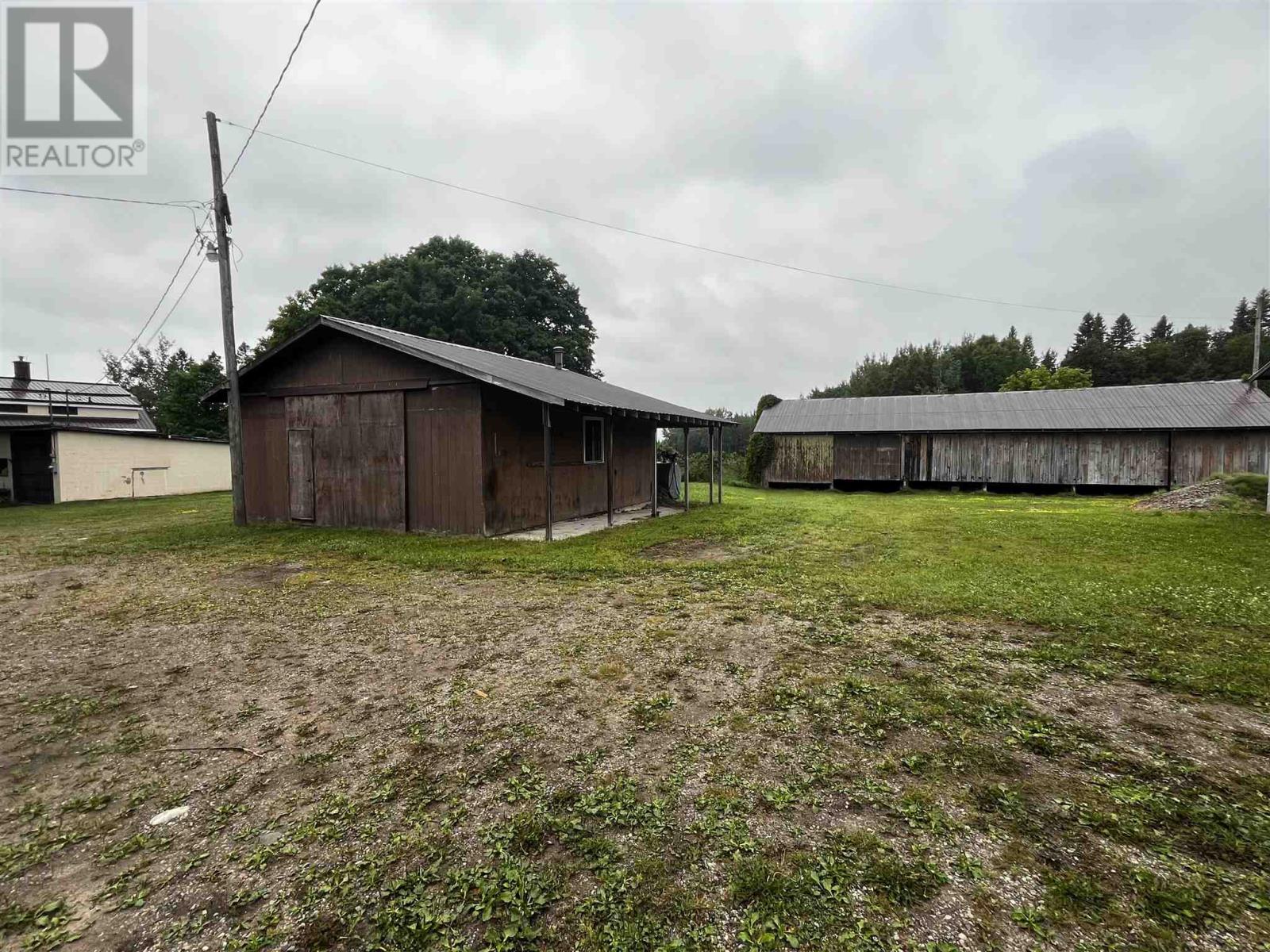 2704 A Line Rd, Richards Landing, Ontario  P0R 1J0 - Photo 11 - SM251964