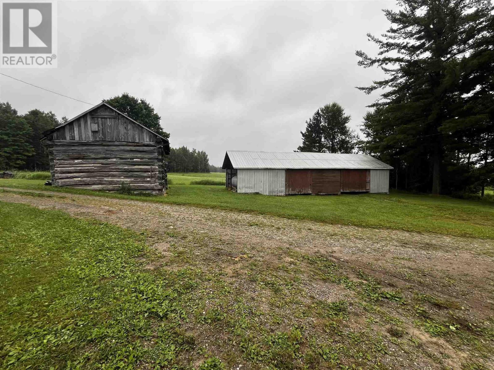 2704 A Line Rd, Richards Landing, Ontario  P0R 1J0 - Photo 12 - SM251964