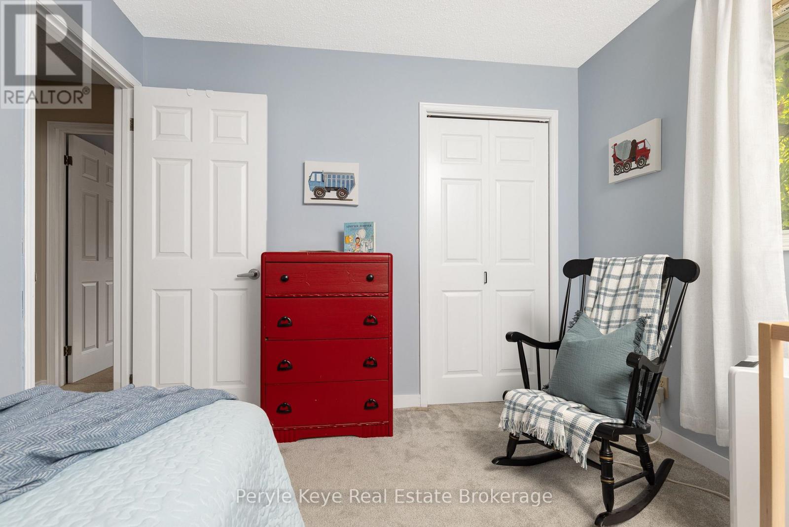 8 Shaw Crescent, Huntsville, Ontario  P1H 1V8 - Photo 34 - X12336309