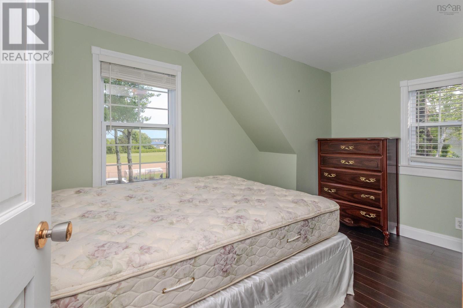 26 Dwyer Street, Sydney Mines, Nova Scotia  B1V 1E7 - Photo 36 - 202514390