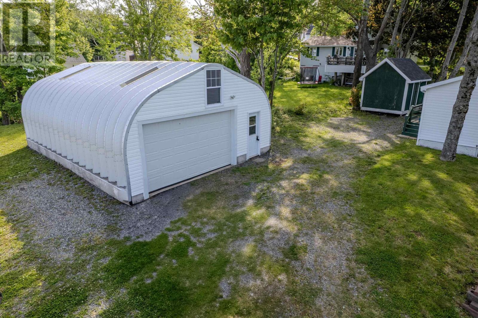 26 Dwyer Street, Sydney Mines, Nova Scotia  B1V 1E7 - Photo 5 - 202514390