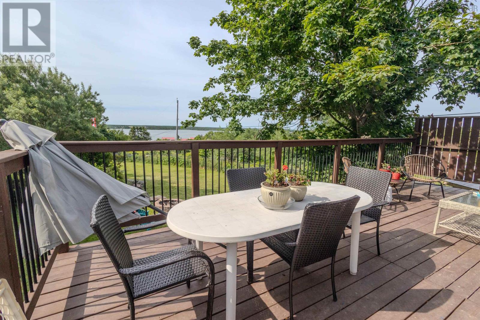 2660 Lingan Road, New Waterford, Nova Scotia  B1H 4K2 - Photo 10 - 202516210