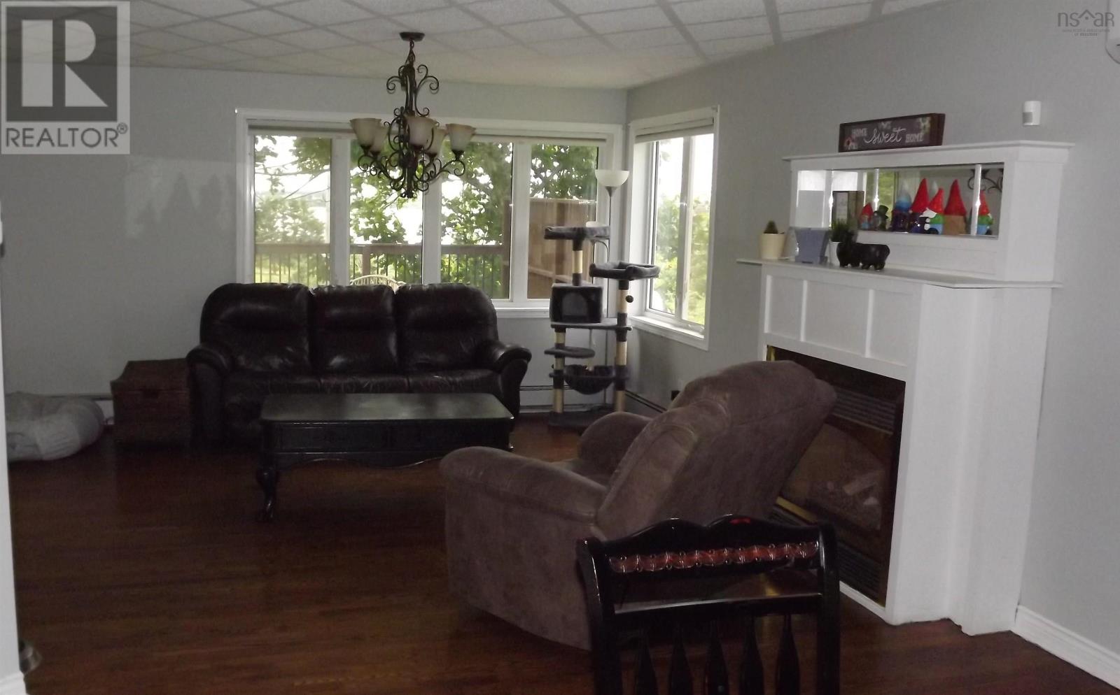 2660 Lingan Road, New Waterford, Nova Scotia  B1H 4K2 - Photo 18 - 202516210