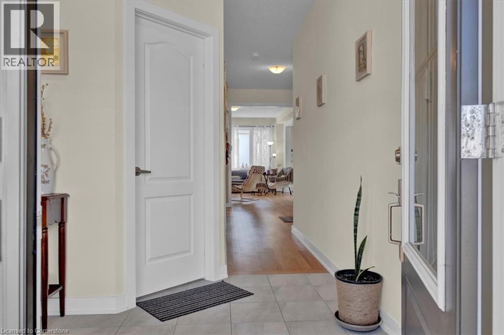 73 Stern Drive Drive, Welland, Ontario  L3B 0M3 - Photo 4 - 40759024