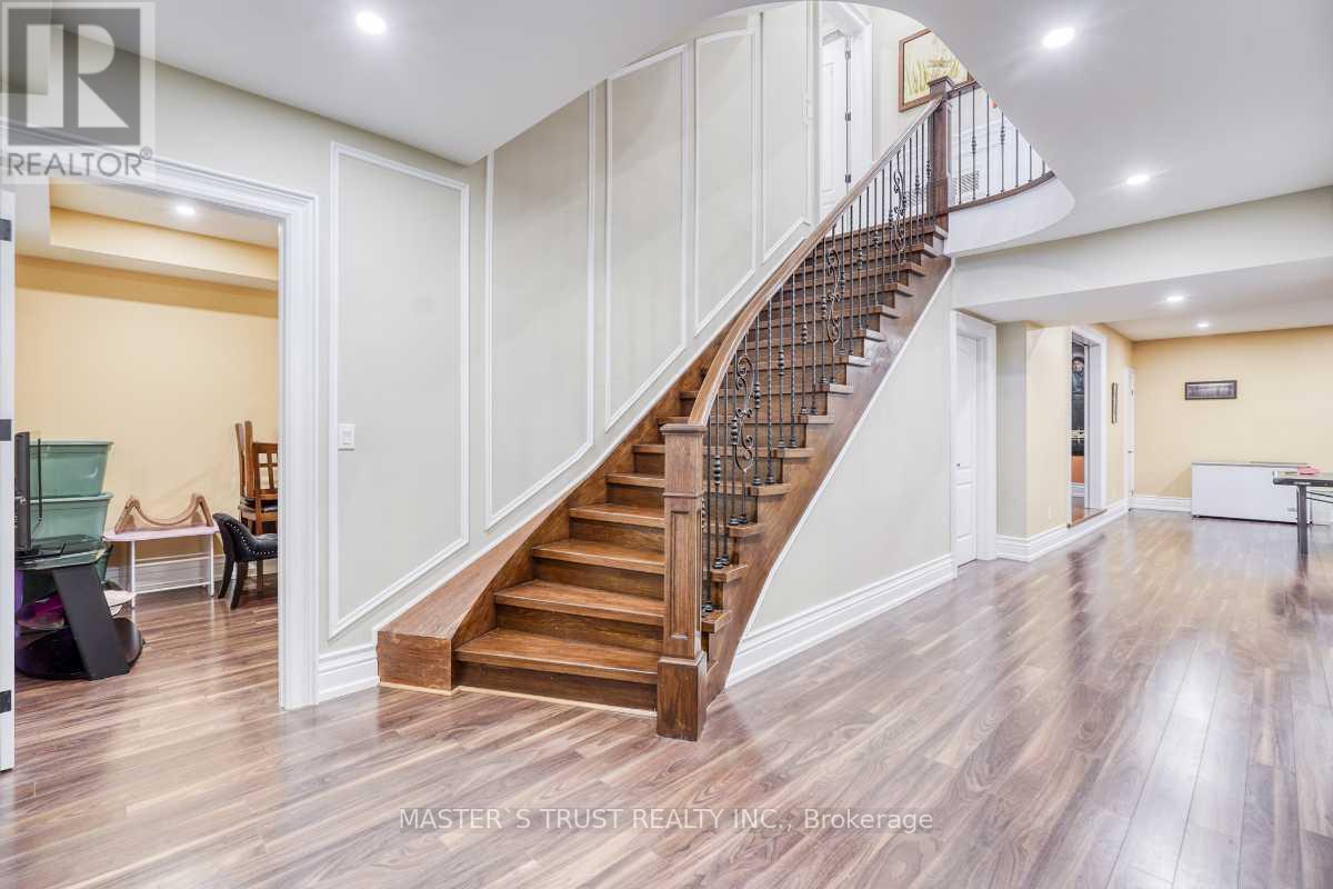 7 Trumpour Court, Markham, Ontario  L3R 2L4 - Photo 31 - N12332053