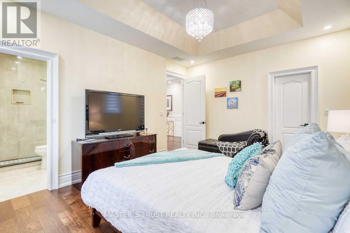 7 Trumpour Court, Markham, Ontario  L3R 2L4 - Photo 28 - N12332053