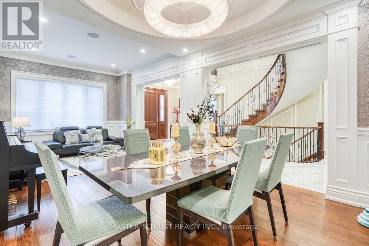 7 Trumpour Court, Markham, Ontario  L3R 2L4 - Photo 7 - N12332053