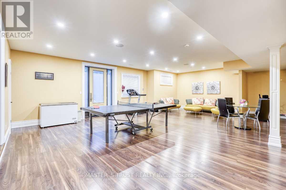 7 Trumpour Court, Markham, Ontario  L3R 2L4 - Photo 32 - N12332053