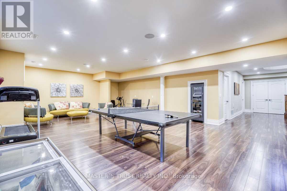 7 Trumpour Court, Markham, Ontario  L3R 2L4 - Photo 33 - N12332053