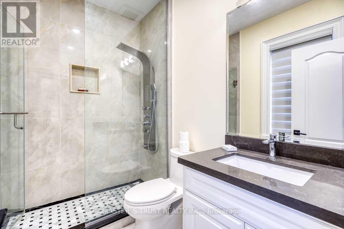 7 Trumpour Court, Markham, Ontario  L3R 2L4 - Photo 38 - N12332053