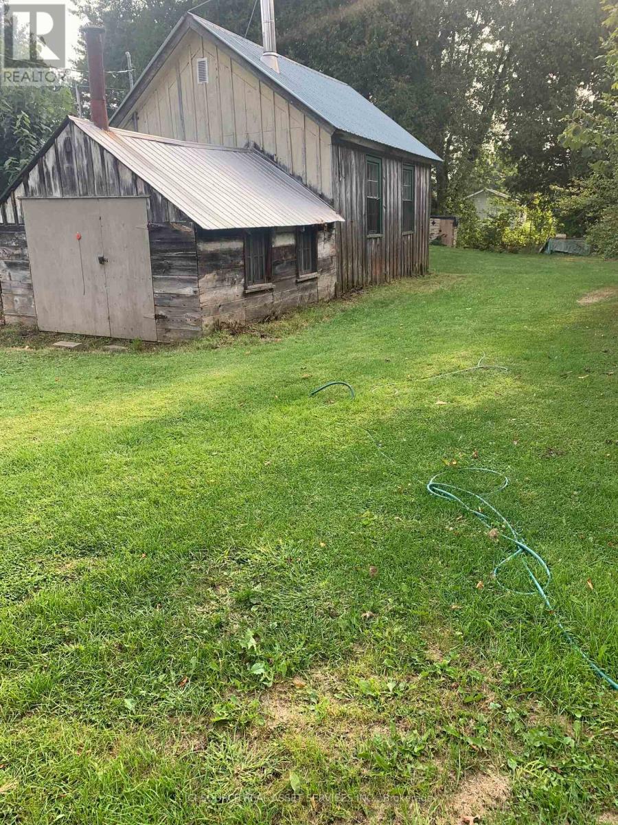 3520 Bennett Avenue, Severn, Ontario  P0E 1N0 - Photo 5 - S12136167