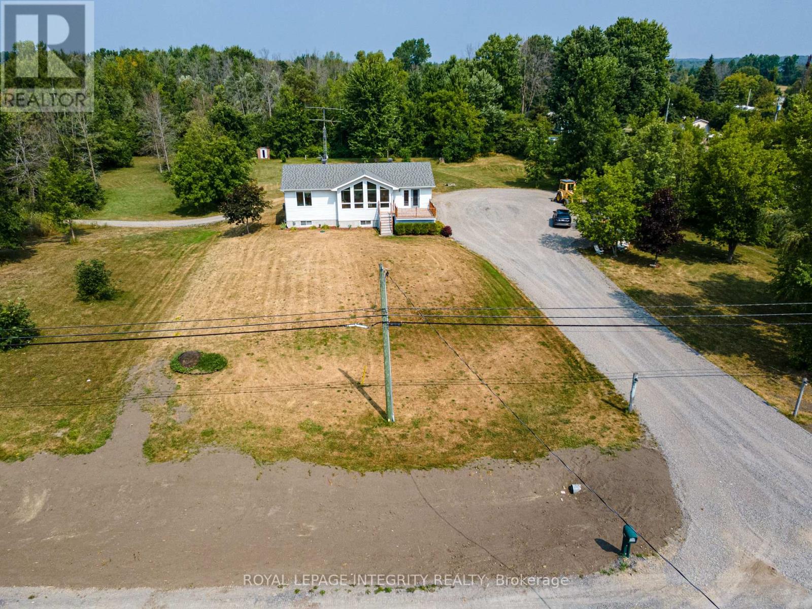 14977 Country Rd 2 Road, South Stormont, Ontario  K0C 1M0 - Photo 32 - X12336288